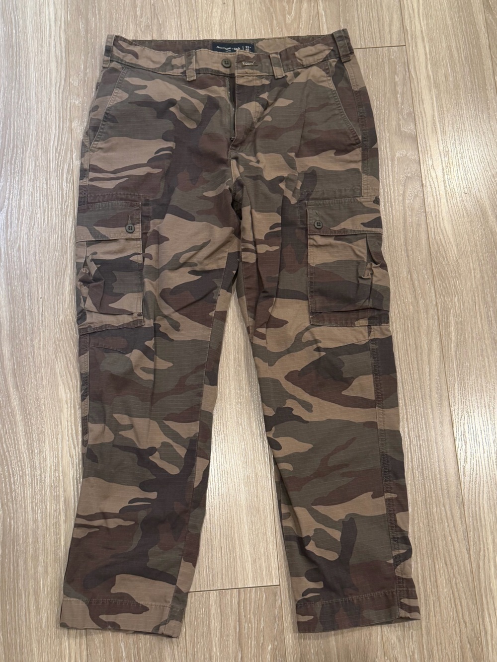 Abercrombie & Fitch Men's Camouflage Cargo Pants